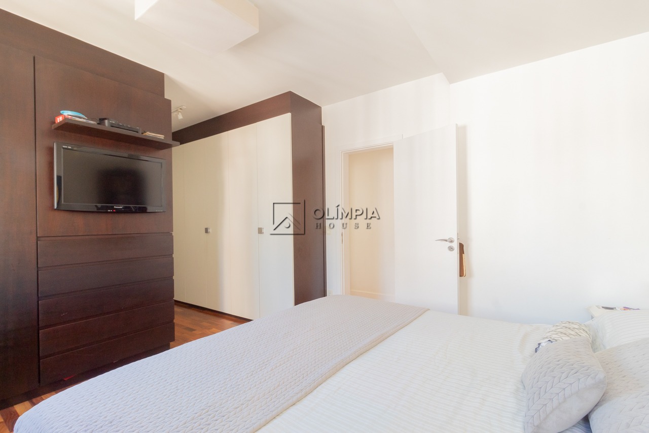 Apartamento - Vila Olímpia SP