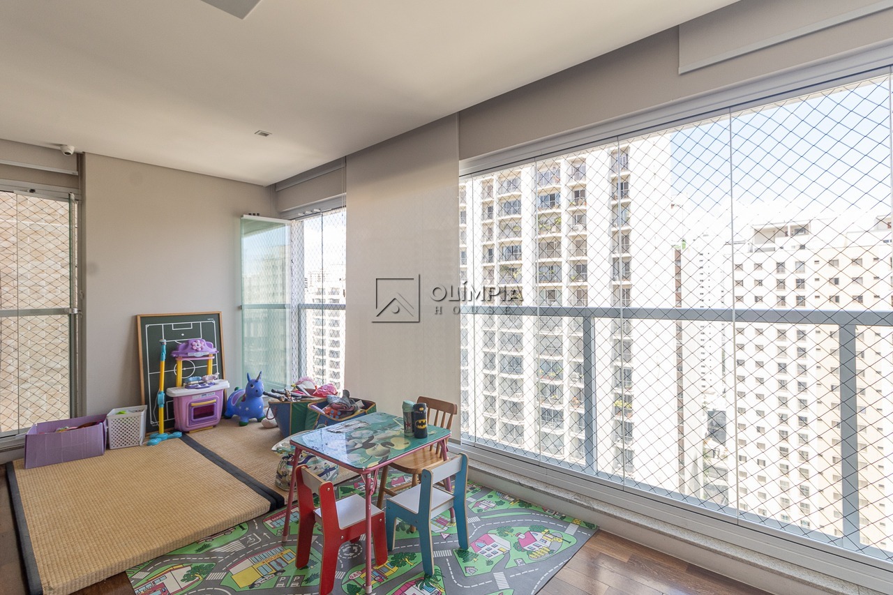 Apartamento - Moema SP