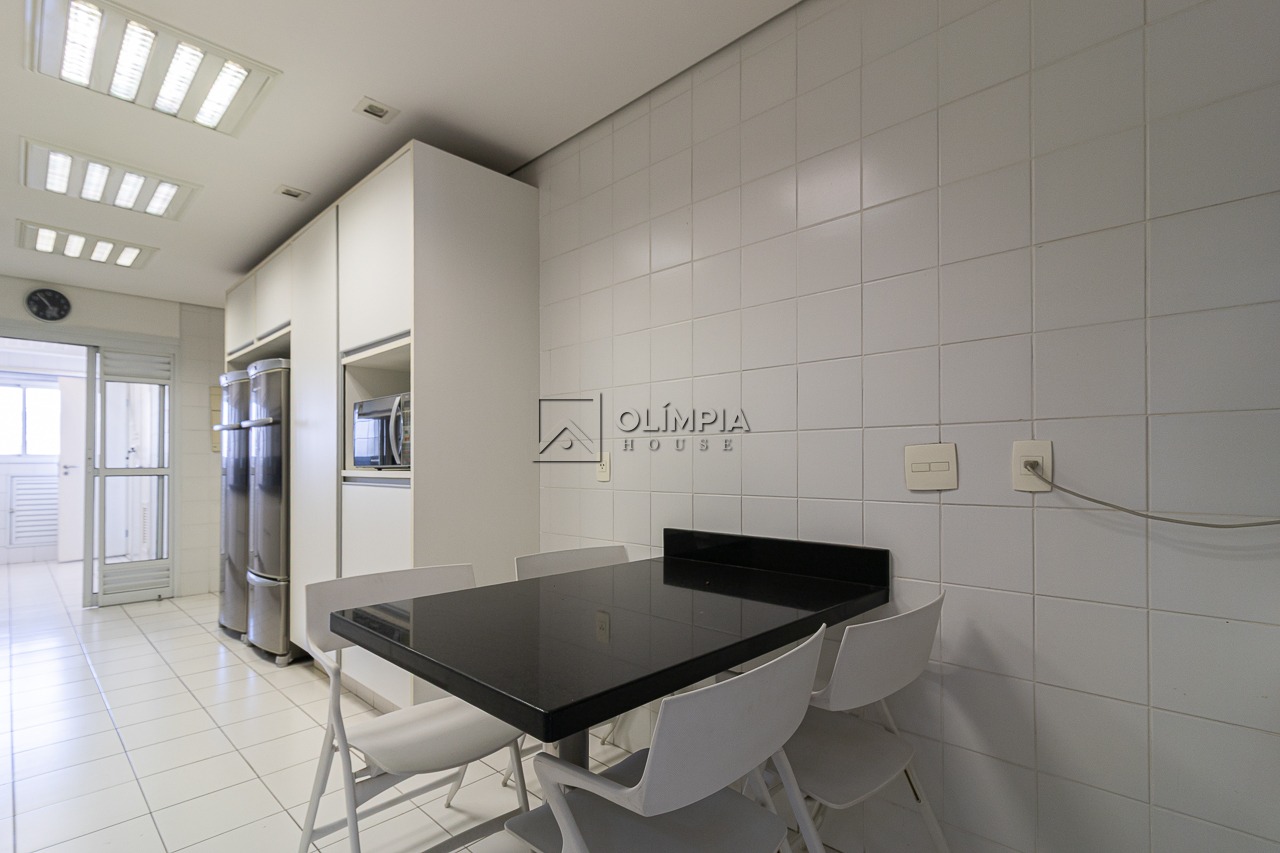 Apartamento - Vila Olímpia SP