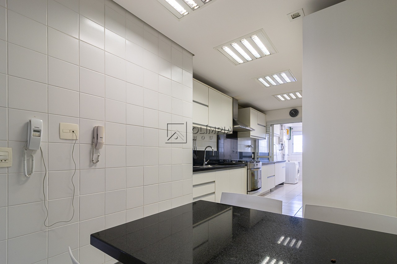 Apartamento - Vila Olímpia SP