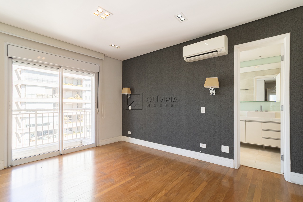 Apartamento - Vila Olímpia SP
