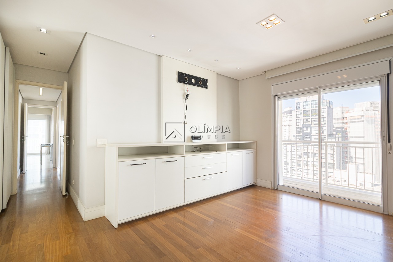 Apartamento - Vila Olímpia SP