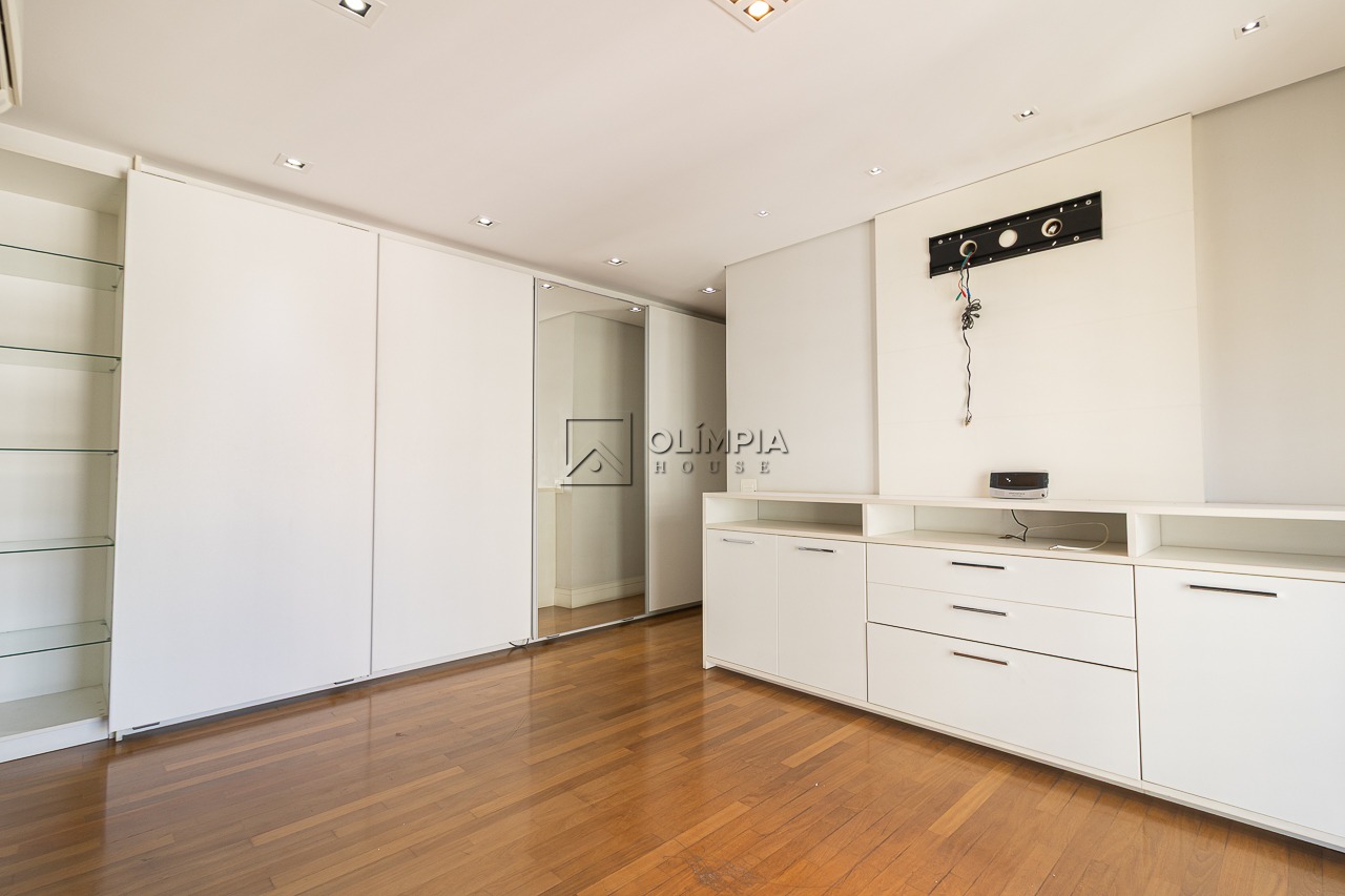 Apartamento - Vila Olímpia SP
