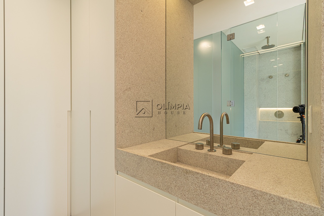 Apartamento - Vila Olímpia SP